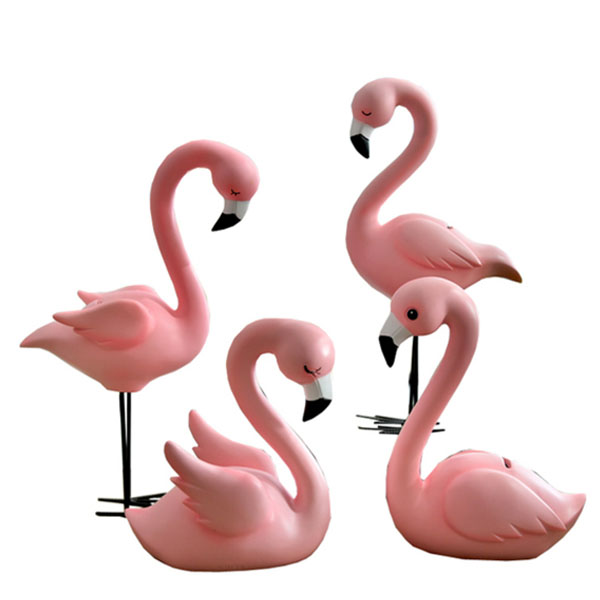 Flamingo Figurines - ApolloBox